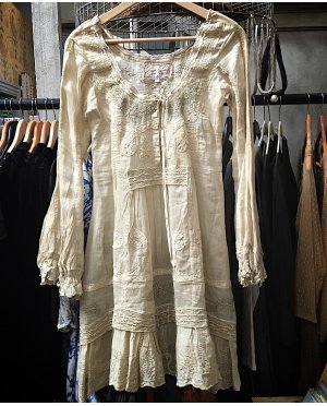 Gado Gado | Long-sleeved embroidered cotton lace dress 