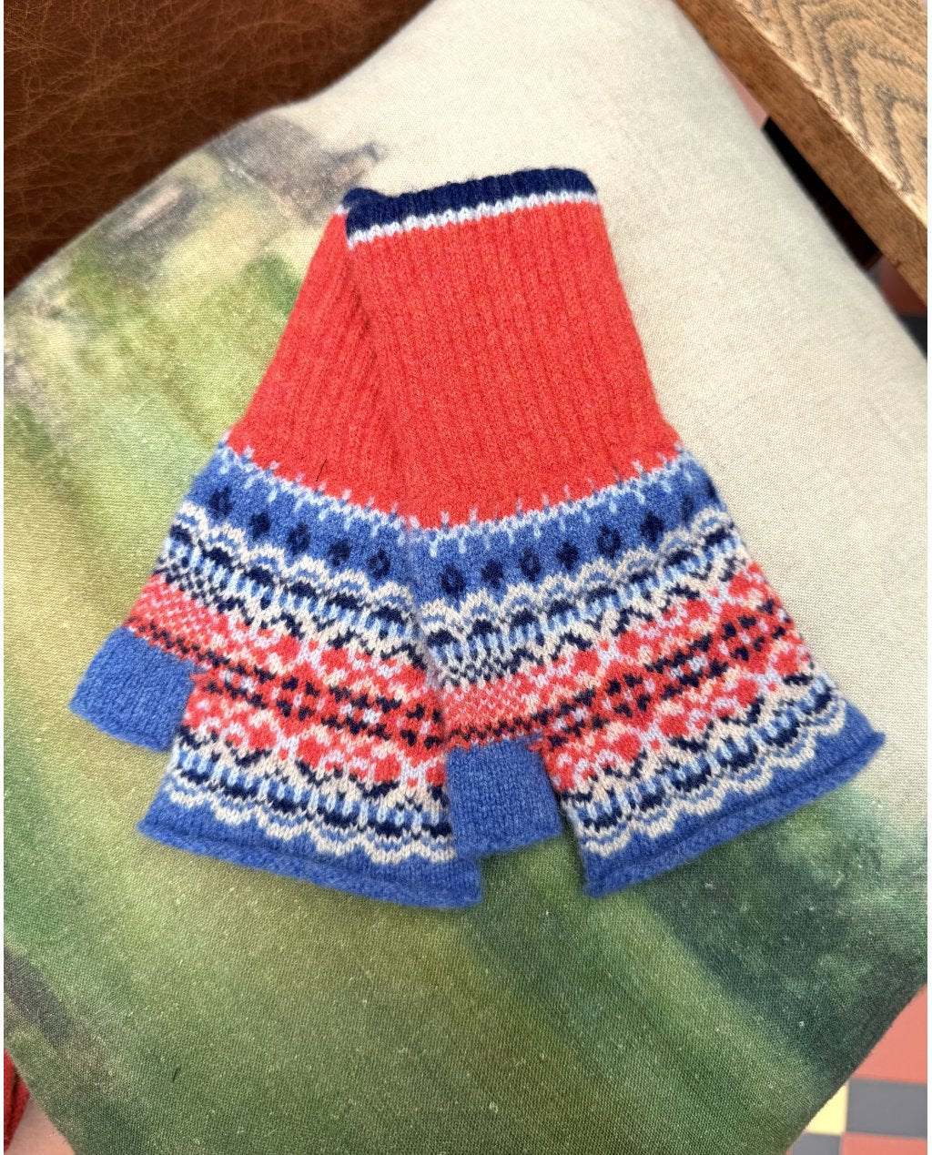 ERIBÉ | Alloa Open Mitt | Blue Bella