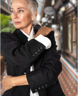 Eva's Sunday | Izumi Blazer | 100% Linen | Black