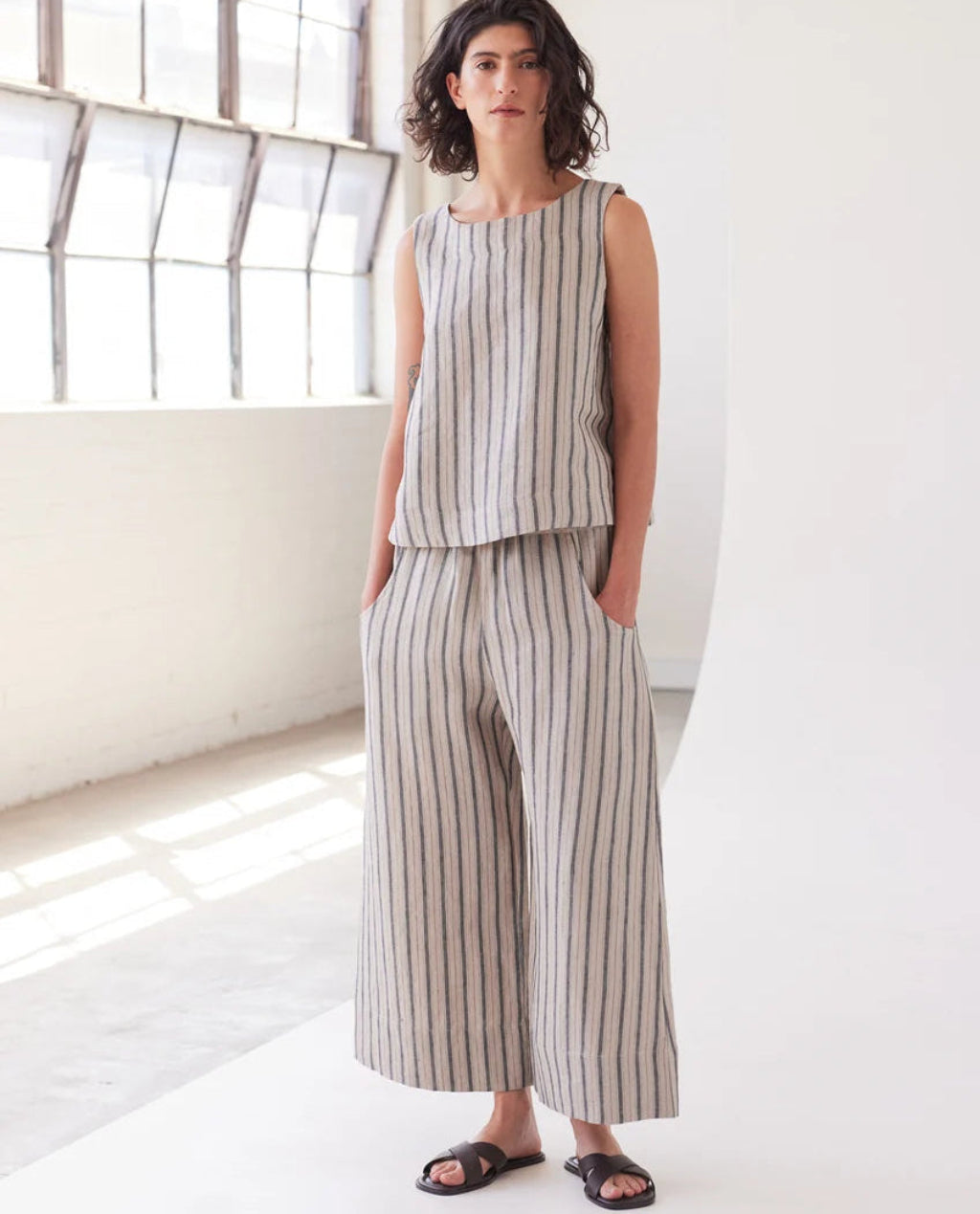 Eva's Sunday | Oliver Pant | Navy Linen Twill Stripe