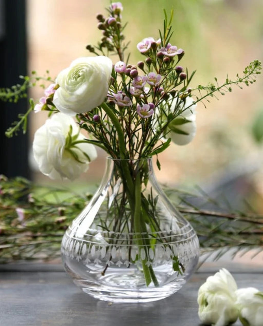 The Vintage List | Small Crystal Vase | Ovals Design